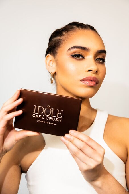 PALETA DE SOMBRAS LASH IDOLE PALETTE